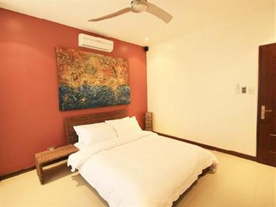 Tanawin Resort & Luxury Apartments