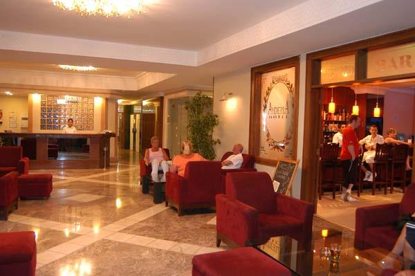 Hotel Aideria 3*