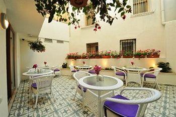 Туры в Albinas Hotel Old City