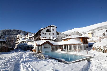 Alpenresort Schlosshotel Fiss 3*