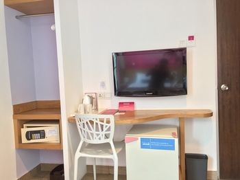Fave Hotel Cenang Beach 4*