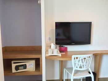 Fave Hotel Cenang Beach 4*