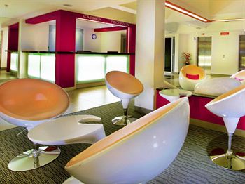Fave Hotel Cenang Beach 4*