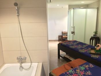 Fave Hotel Cenang Beach 4*