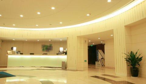 Туры в Holiday Inn Express Shanghai Jinqiao Central