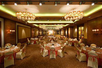 Туры в Radisson Blu Hotel New Delhi Paschim Vihar