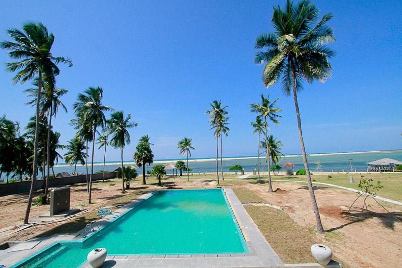 Divyaa Lagoon Resort 4*