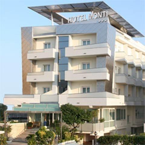 Hotel Monti 3*