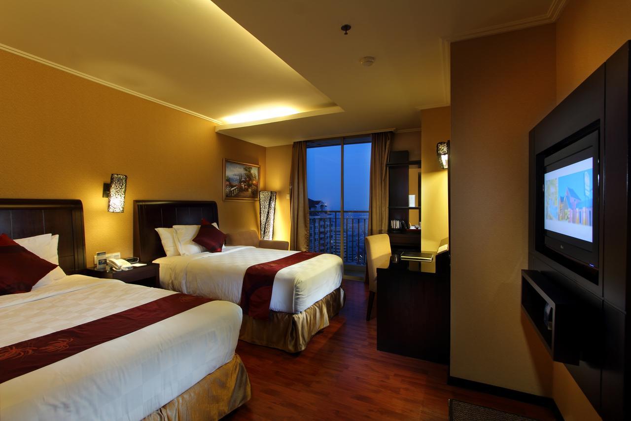 Best Western Mangga Dua Hotel & Residence 4*