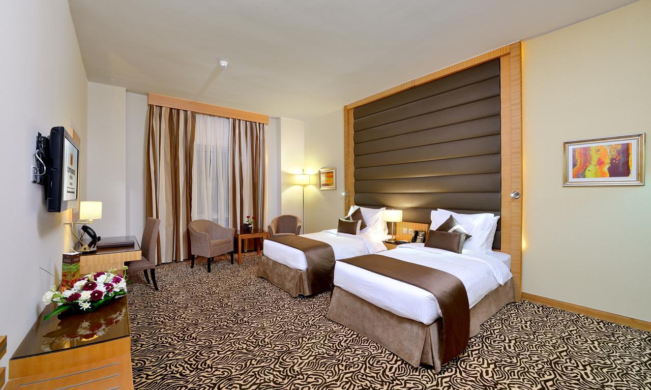 Copthorne Hotel Sharjah 4*