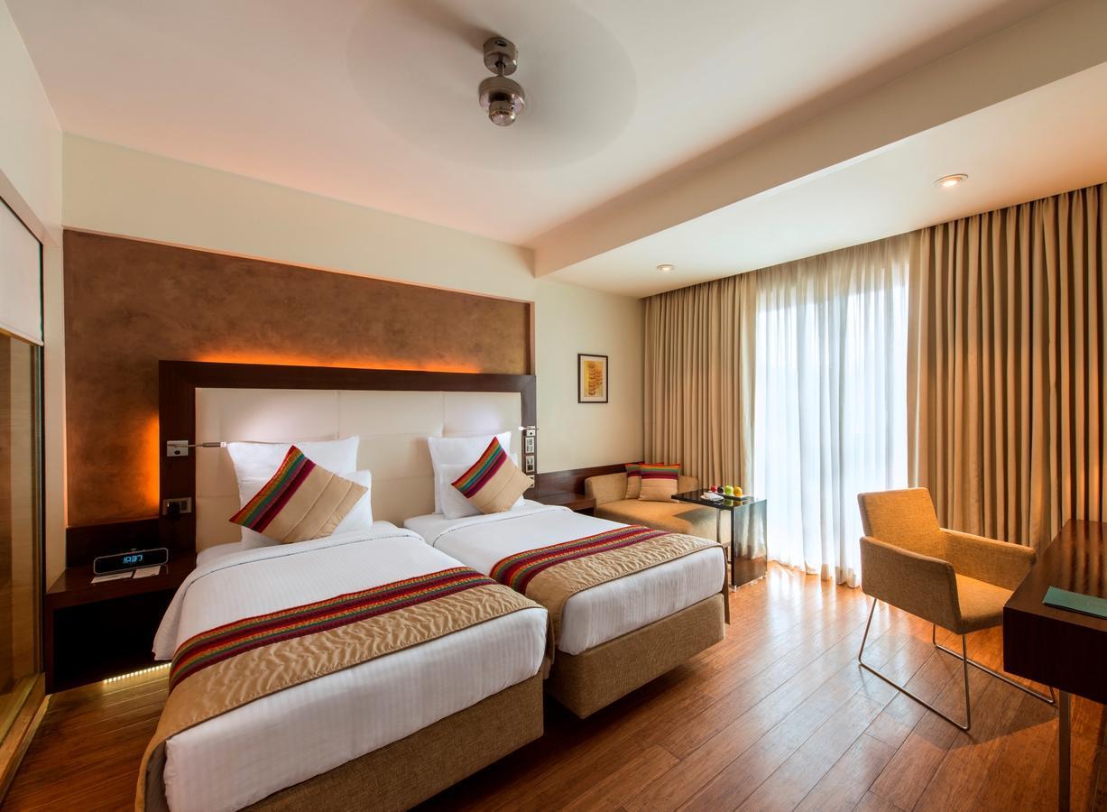 Novotel Goa Shrem Resort 5*