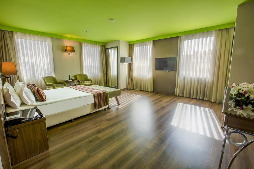 Park Inn by Radisson Istanbul Asia Kavacik 4*