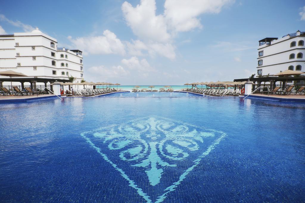 Туры в Grand Residences Riviera Cancun