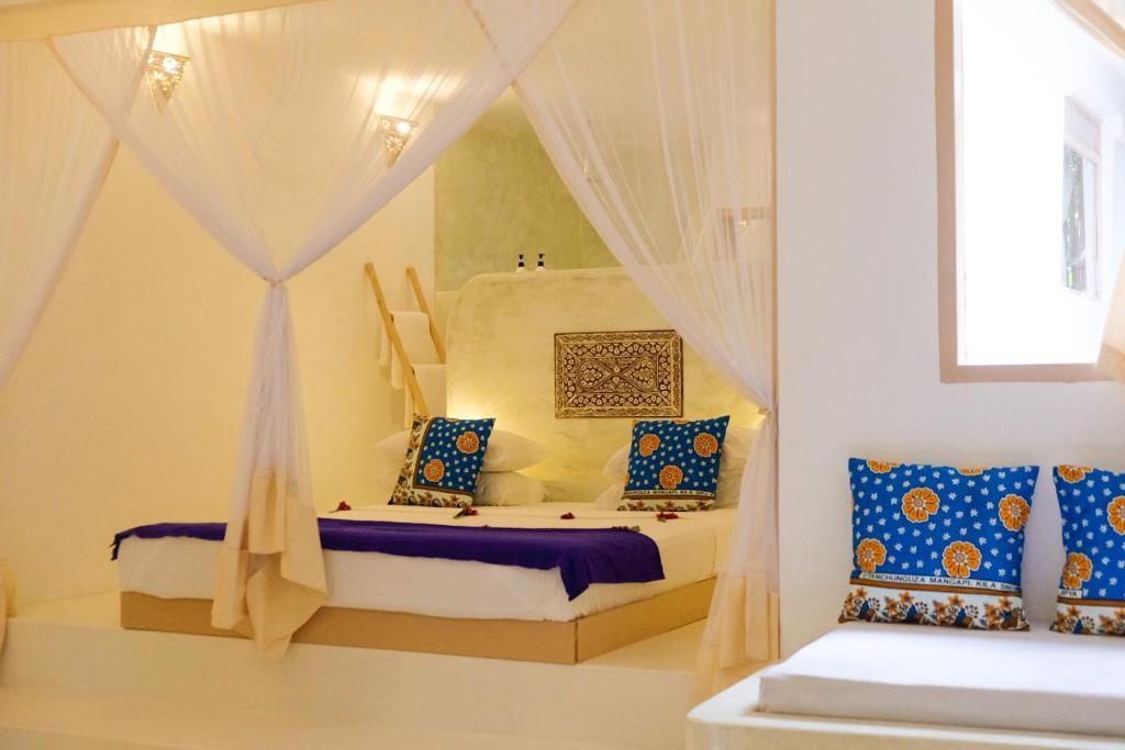 Sharazad Oasis Retreat 3*