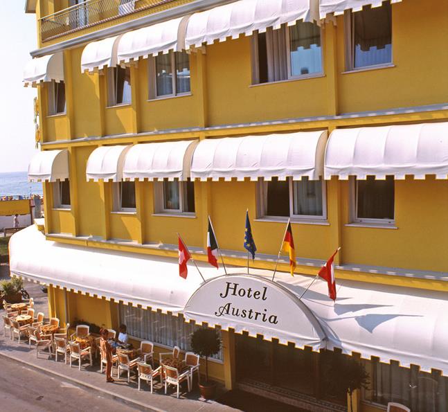 Austria Hotel 3*