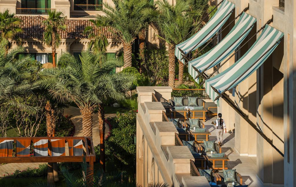 Four Seasons Resort Dubai at Jumeirah Beach 5*