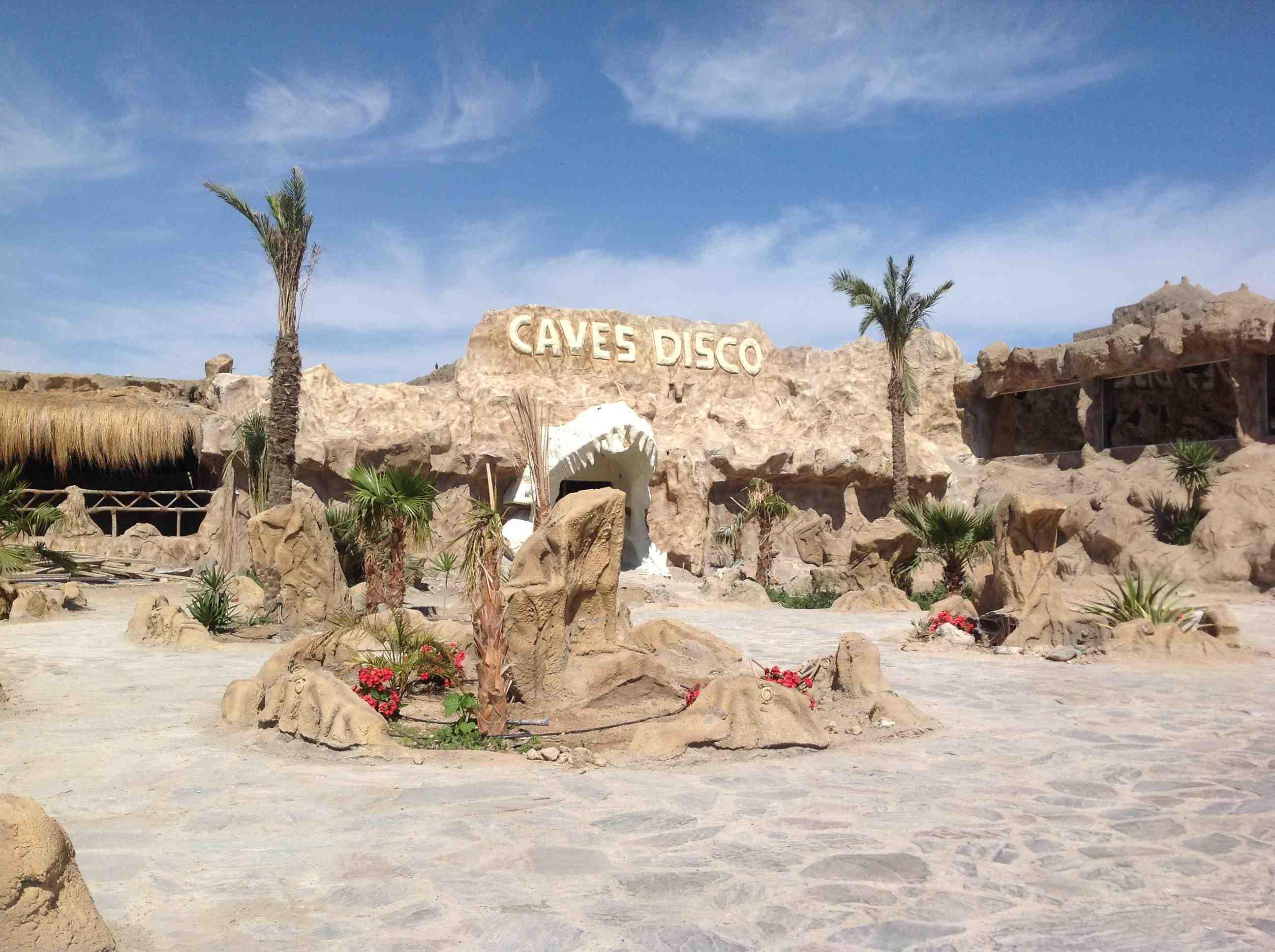 Cave`s Beach Resort 5*