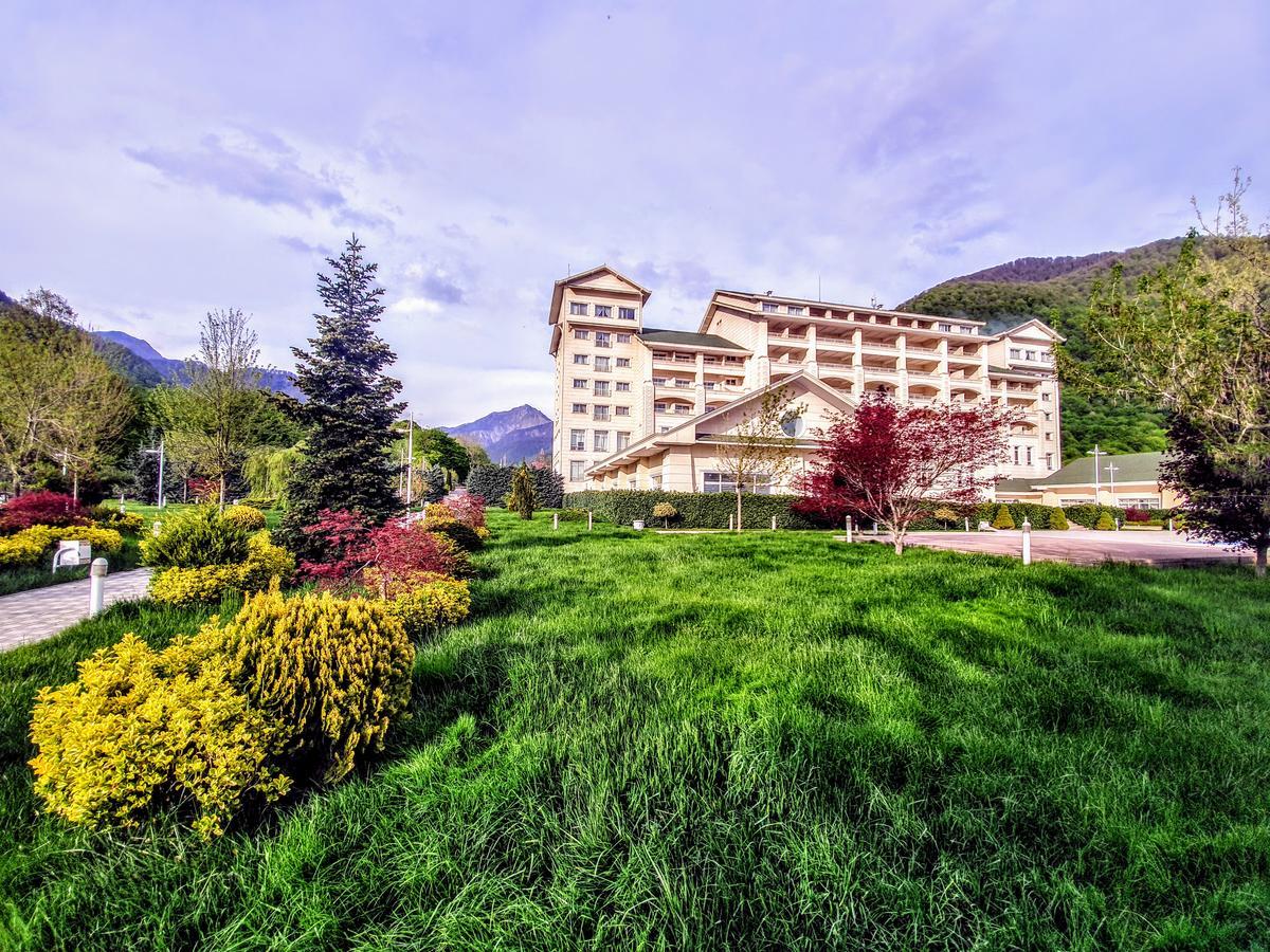 Qafqaz Riverside Resort Hotel Gabala 5*
