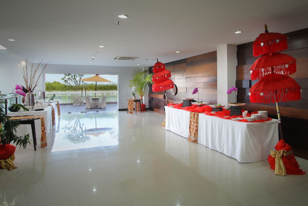 B Bali & Spa 4*