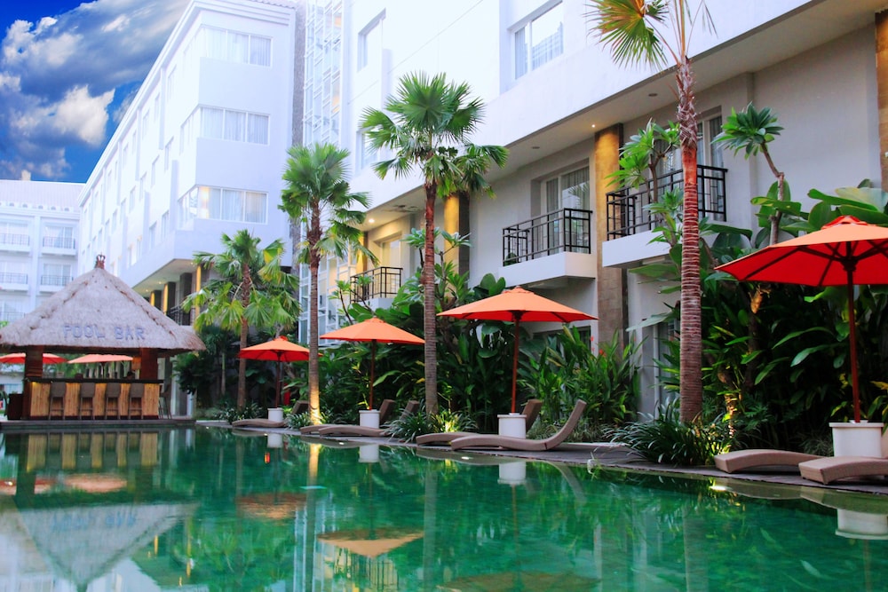 B Bali & Spa 4*