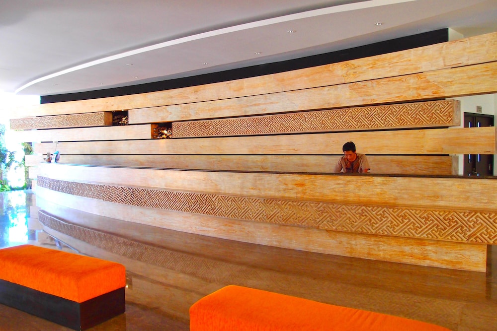 B Bali & Spa 4*