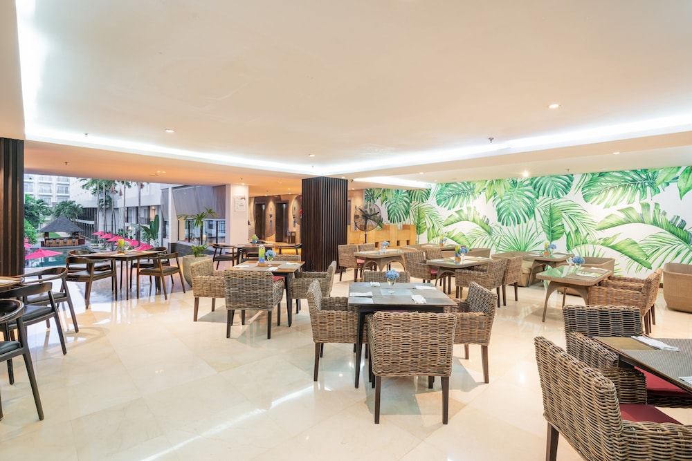 B Bali & Spa 4*