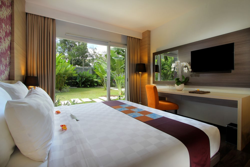 B Bali & Spa 4*