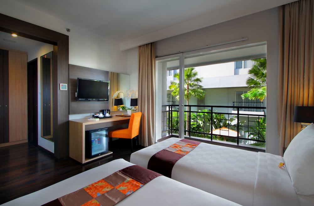 B Bali & Spa 4*