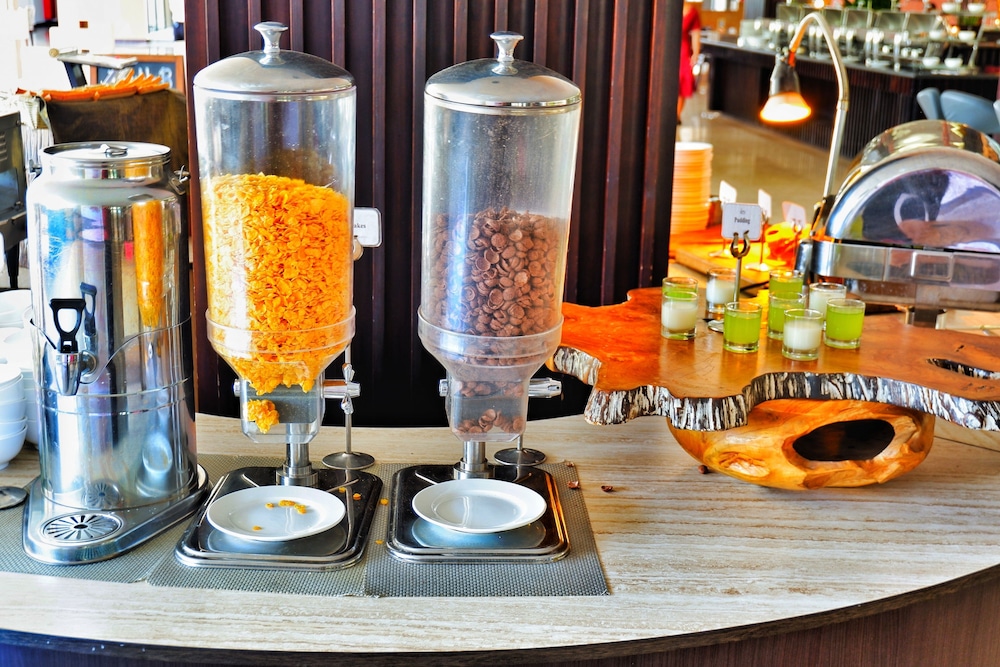 B Bali & Spa 4*