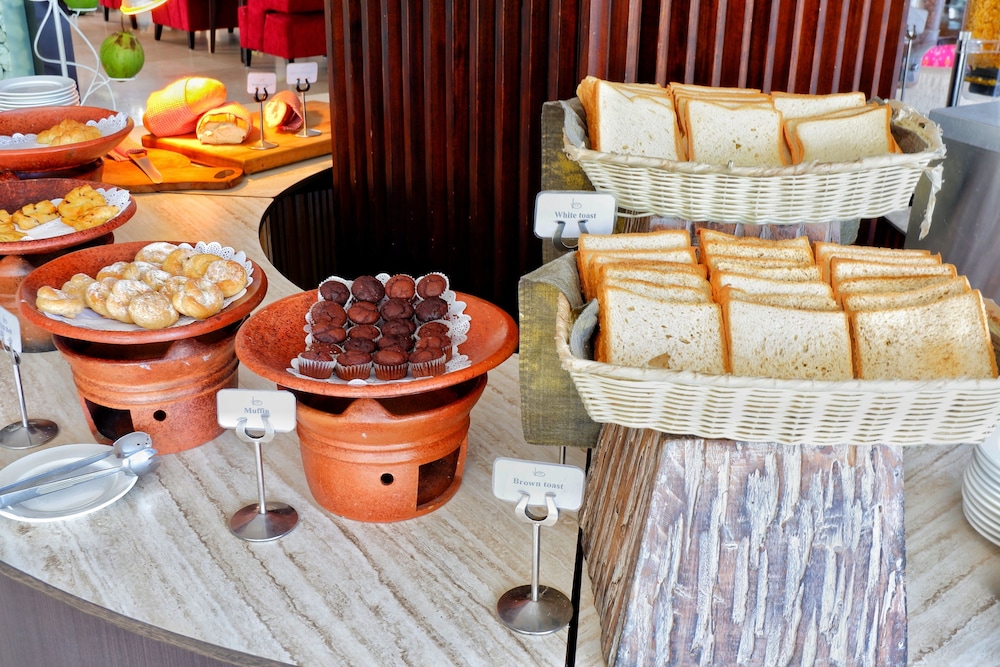 B Bali & Spa 4*