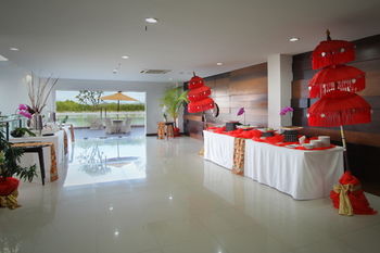 B Bali & Spa 4*