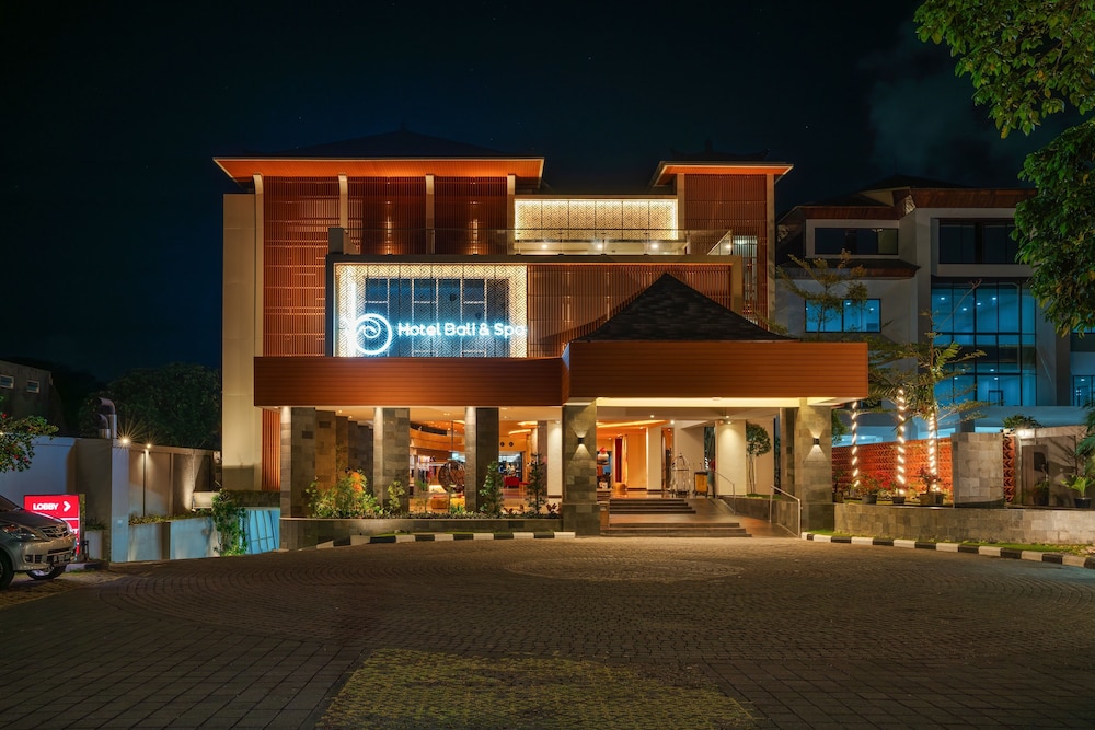 B Bali & Spa 4*