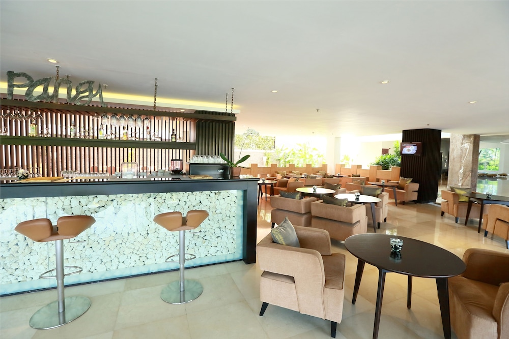 B Bali & Spa 4*