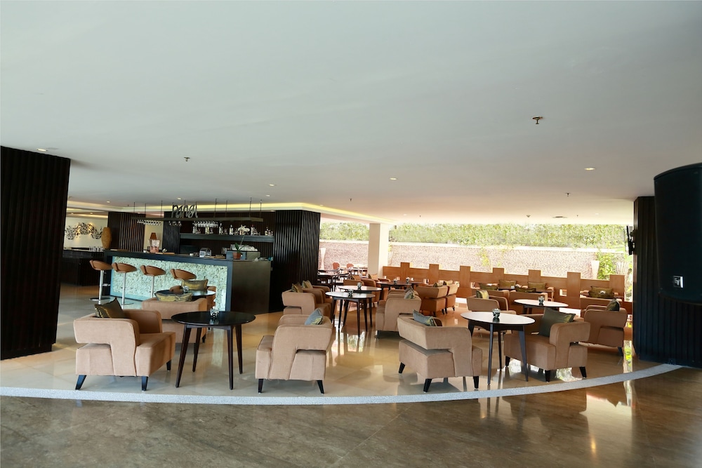 B Bali & Spa 4*