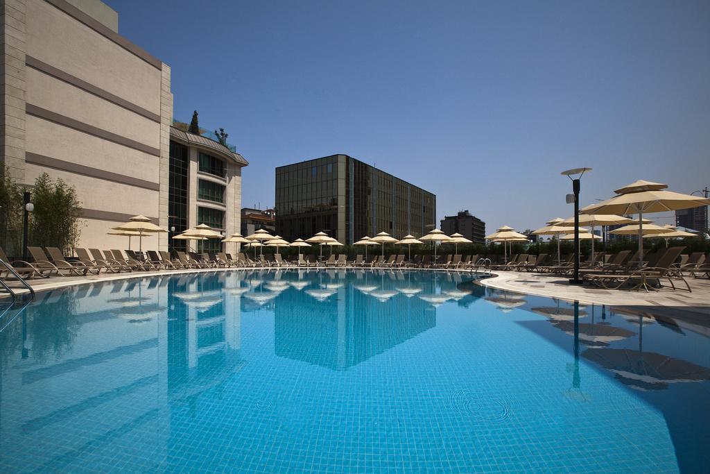 Radisson Blu Hotel Istanbul Sisli 5*