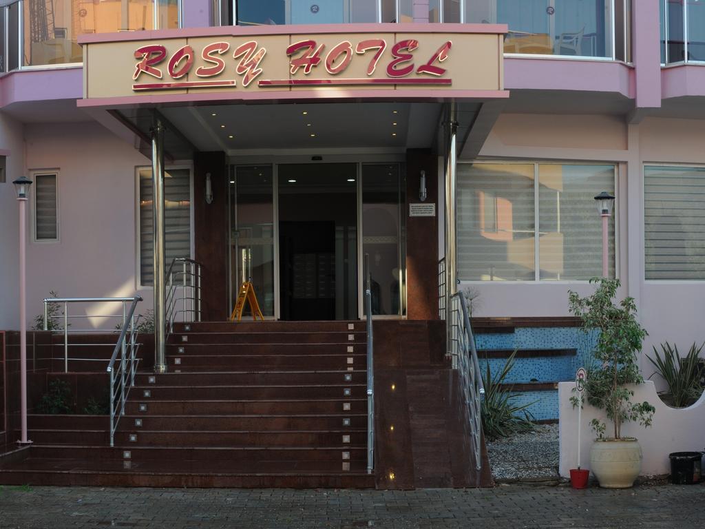 Rosy Hotel 3*
