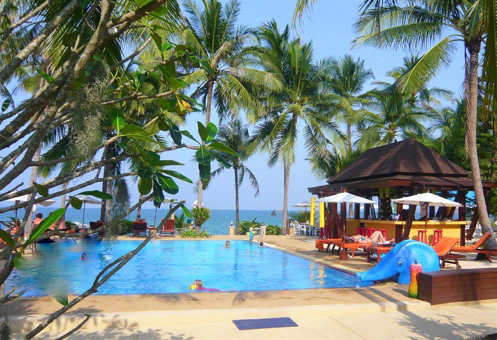 Cocopalm Beach Resort