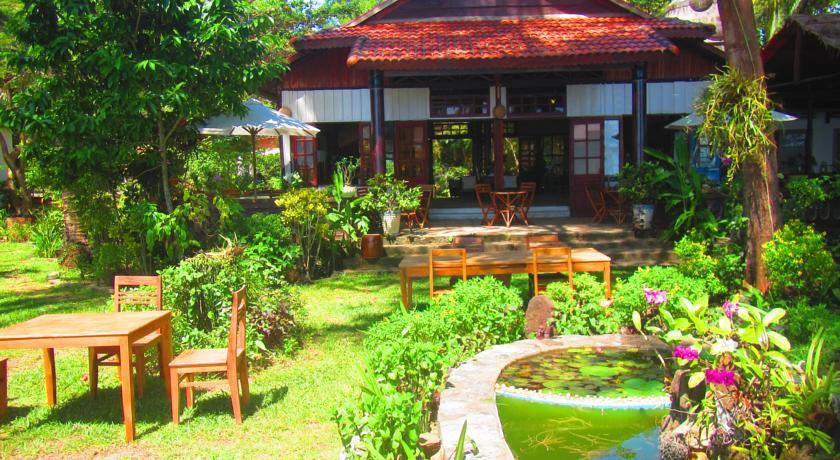 Туры в Bamboo Cottages & Restaurant