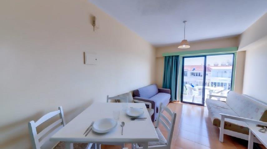 A. Maos Hotel Apartments 3*