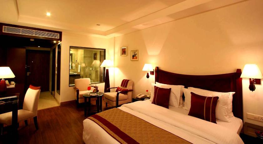 1589 City Mark Hotel 4*