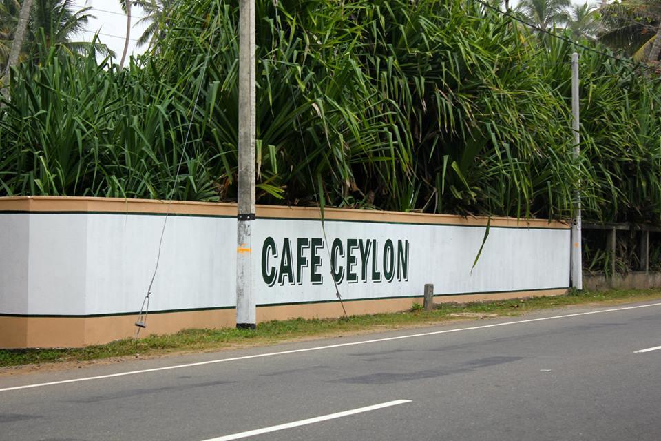 Cafe Ceylon 2*