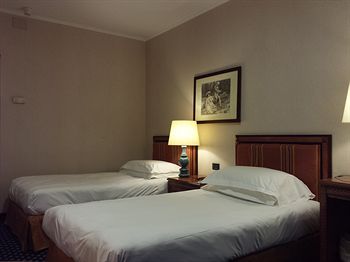 Tower Genova Airport - Hotel & Conference Center 4*