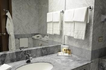 Tower Genova Airport - Hotel & Conference Center 4*