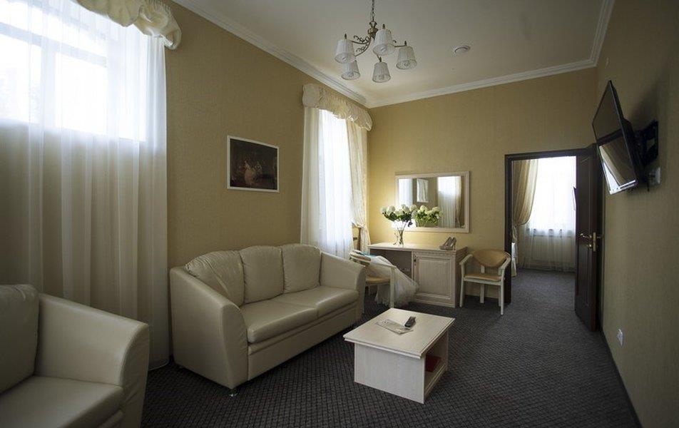 Малиновая Слобода 3*