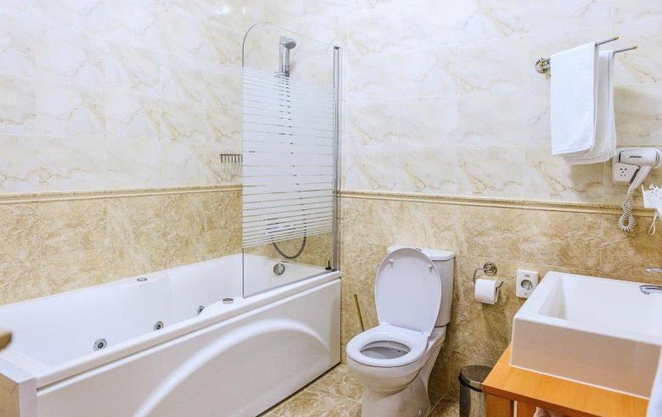 Малиновая Слобода 3*