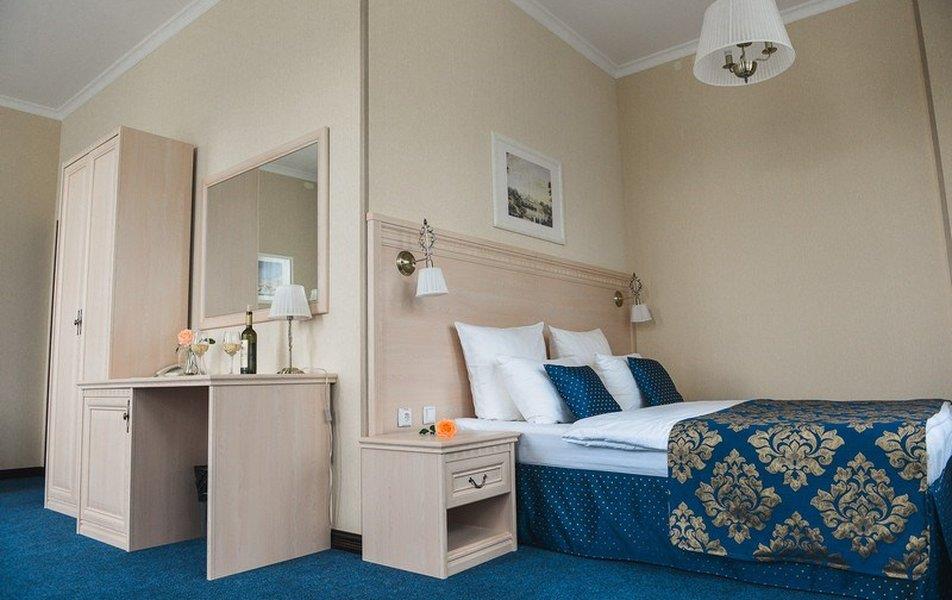 Малиновая Слобода 3*