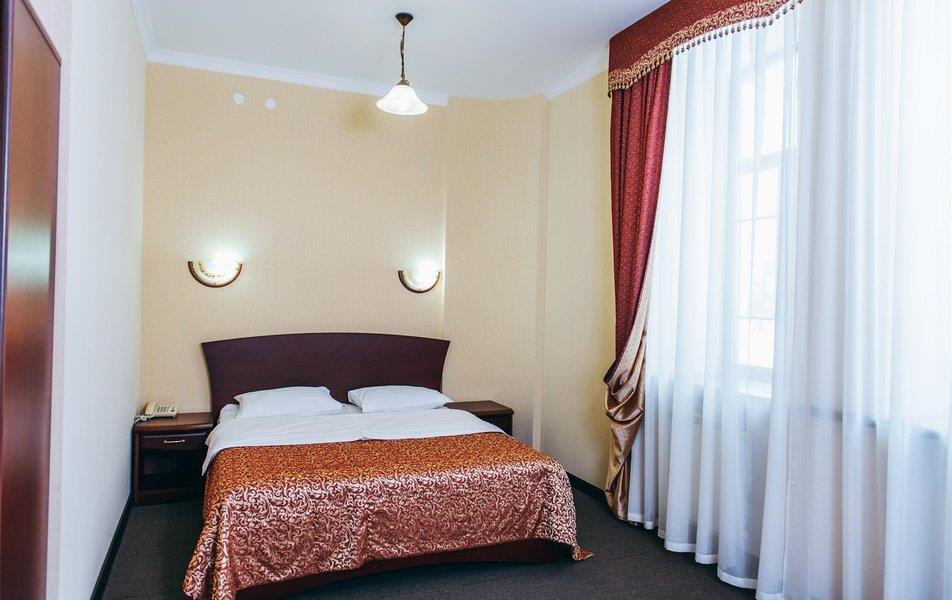 Малиновая Слобода 3*