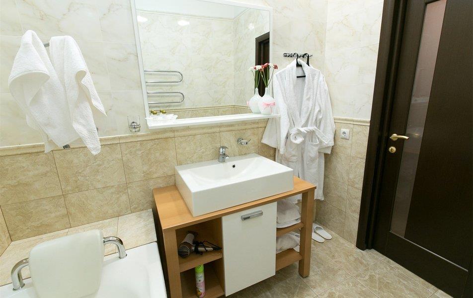 Малиновая Слобода 3*