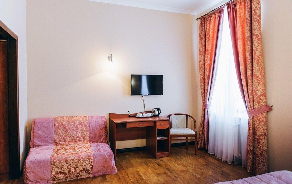 Малиновая Слобода 3*