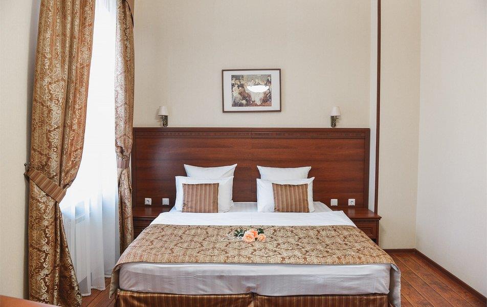 Малиновая Слобода 3*